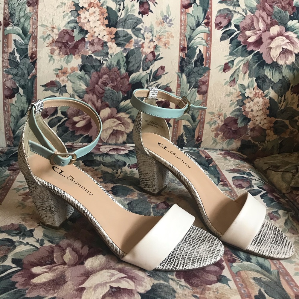 Low mid heel ankle strap sandal